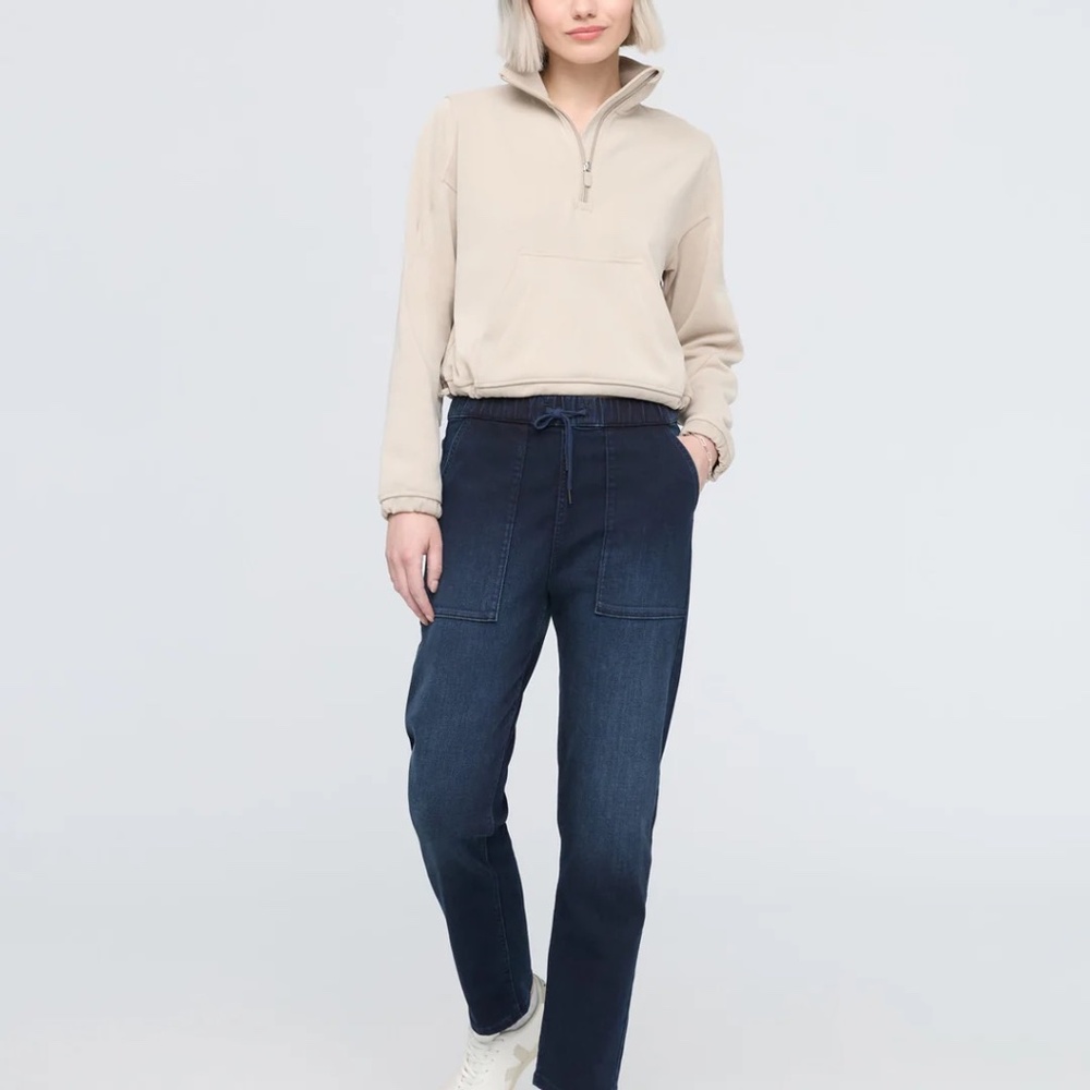 Like-new DUER Performance Denim Harbour pant size medium (29/30)